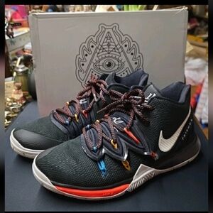 Size 5Y - Nike Kyrie 5 GS Friends - AQ2456-099 - Original Box